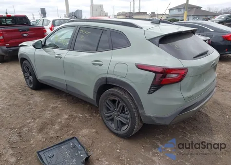 2025 Chevrolet Trax Fwd Activ z USA, uszkodzony, nr VIN KL77LKEP0SC247475